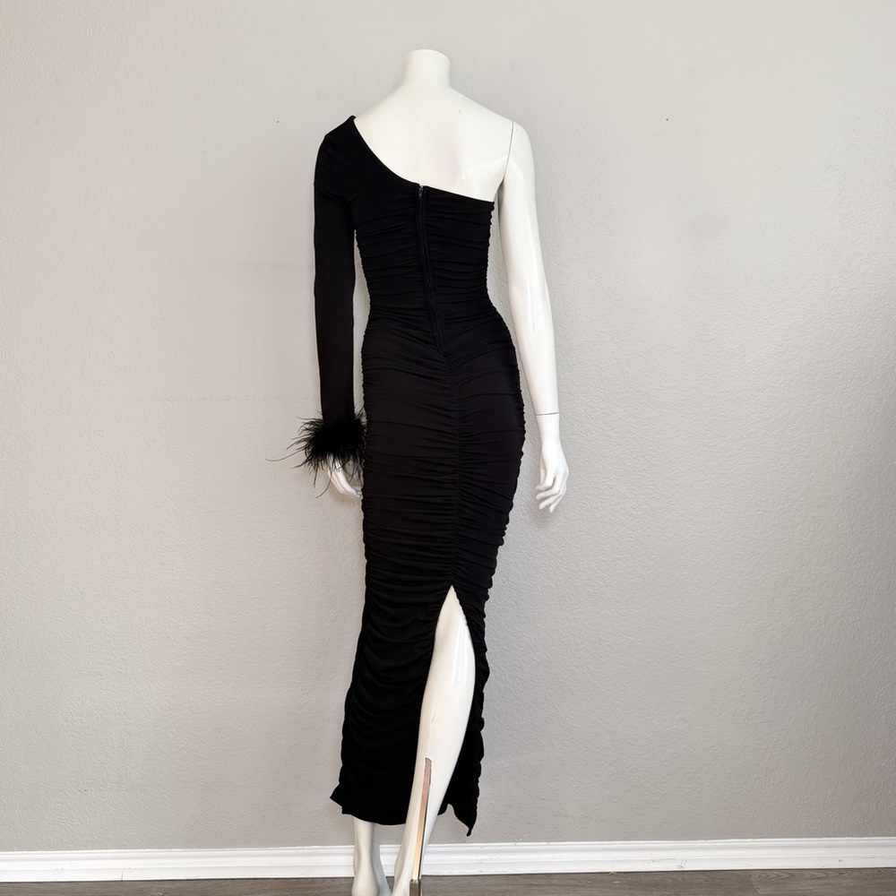 City Studios Ruched One Shoulder Black Gown Feather Sleeve Formal Juniors 0 - Picture 8 of 10